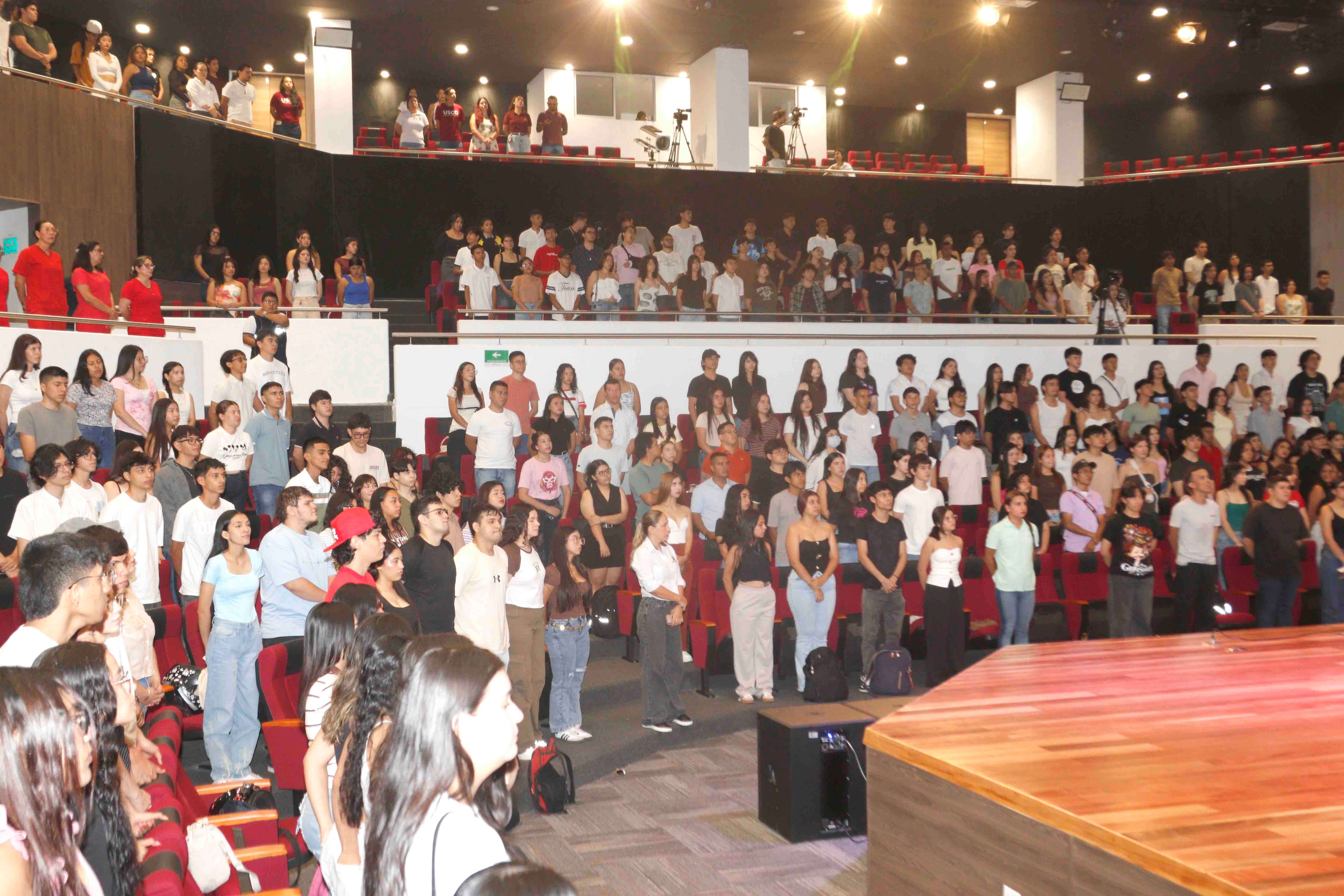 USCO da la bienvenida a los nuevos estudiantes que inician su formación profesional